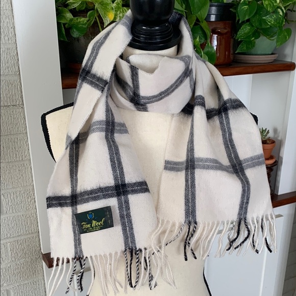 Fine 100% wool Ivory and Black plaid winter scarf 52"x 11" Made in Germany GUC - Picture 1 of 6